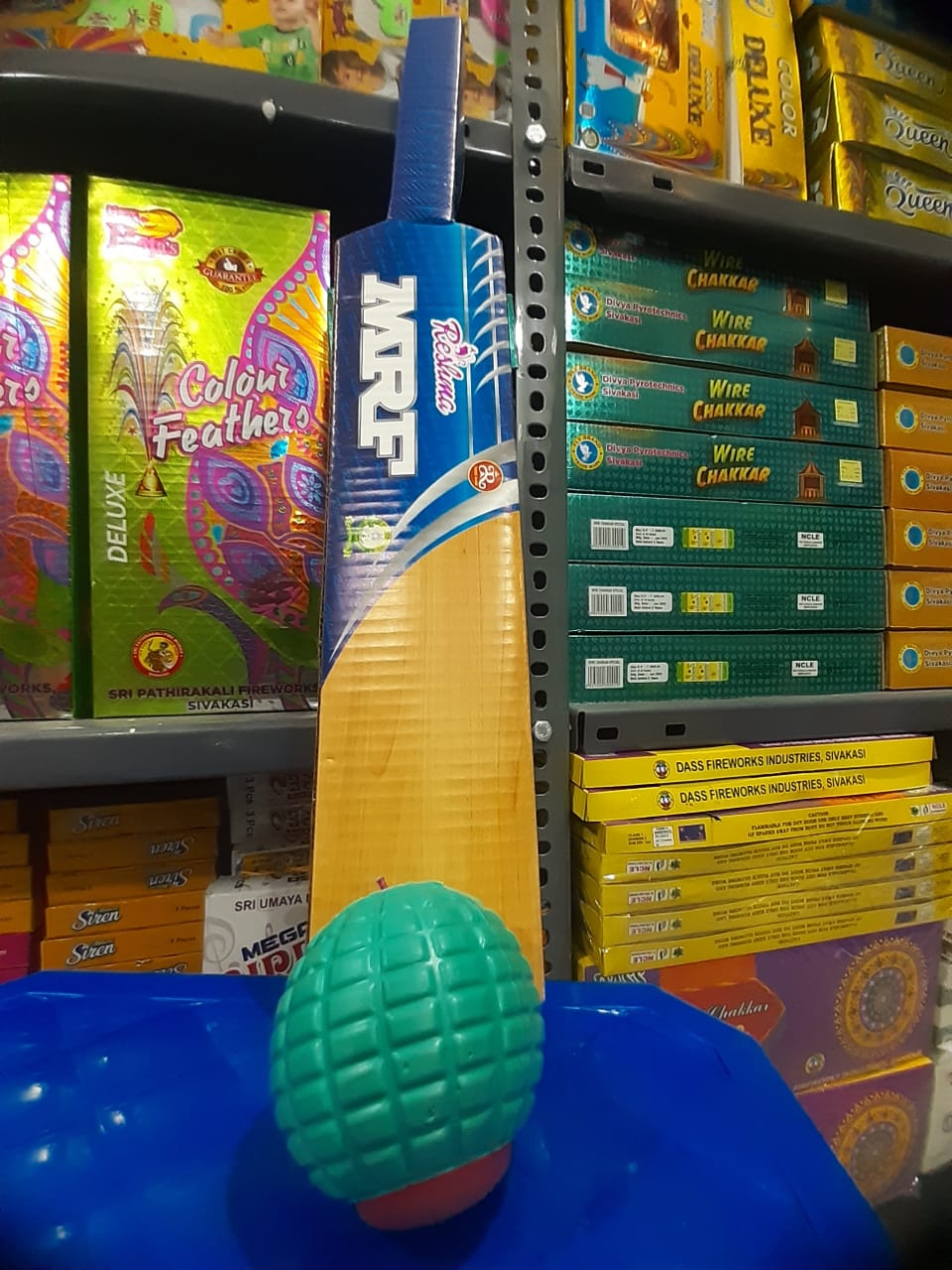 Interactive bat and ball novelty cracker